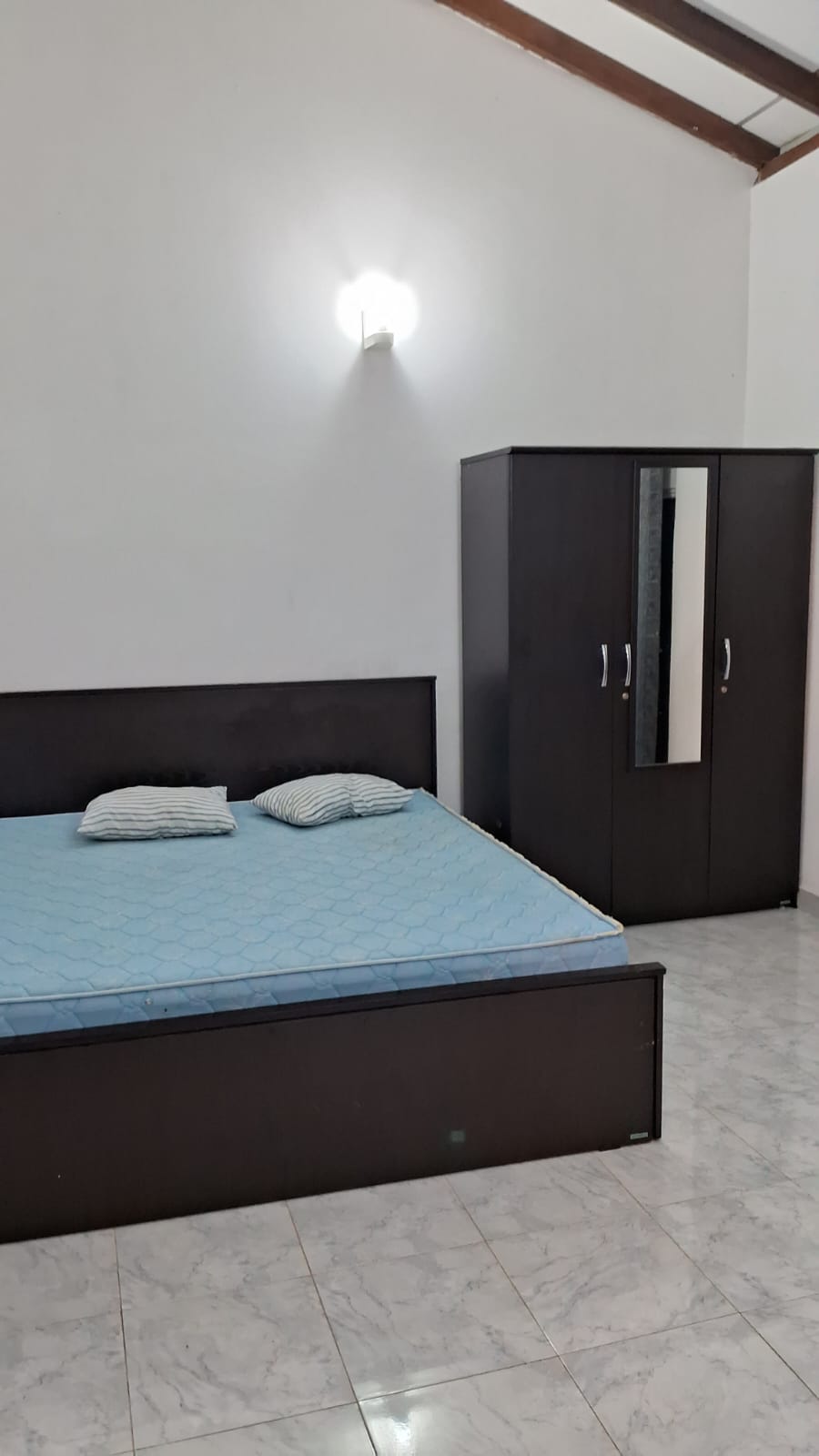 2 Bed Room apartment for short term rental - Image 3